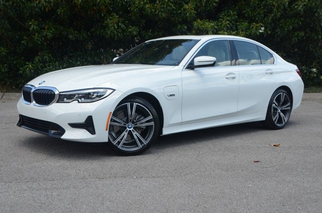 2022 BMW 3 Series 330e (MSRP $47,745)