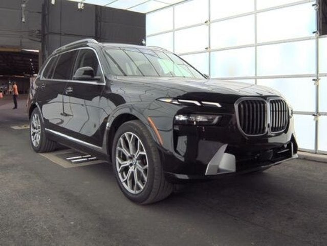 2025 BMW X7 xDrive40i (MSRP $90,600)
