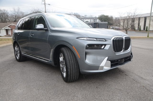 2025 BMW X7 xDrive40i (MSRP $90,200)