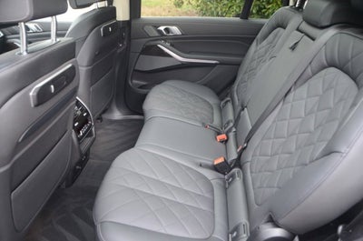 2025 BMW X7 xDrive40i (MSRP $90,200)
