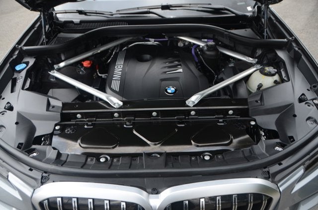 2025 BMW X7 xDrive40i (MSRP $90,200)