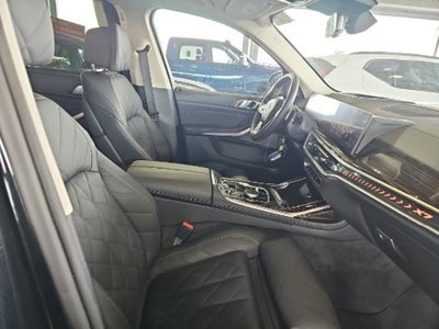 2025 BMW X7 xDrive40i (MSRP $90,600)