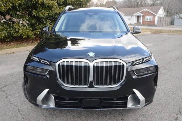 2025 BMW X7 xDrive40i (MSRP $90,600)