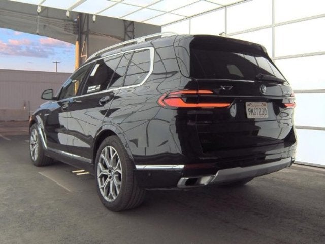 2025 BMW X7 xDrive40i (MSRP $90,225)