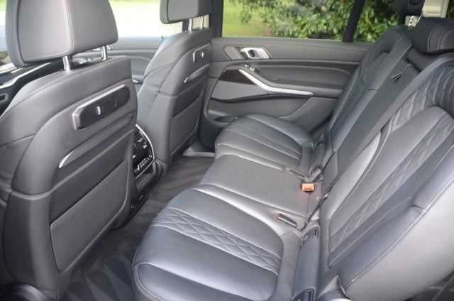 2025 BMW X7 xDrive40i (MSRP $90,200)