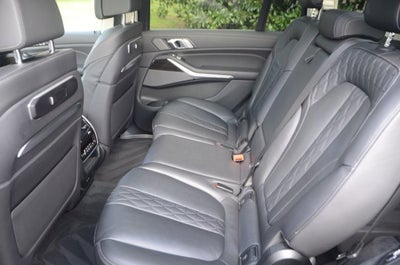 2025 BMW X7 xDrive40i (MSRP $90,200)