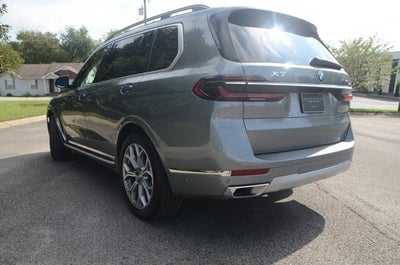 2025 BMW X7 xDrive40i (MSRP $90,200)