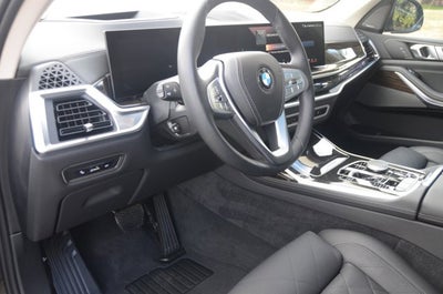 2025 BMW X7 xDrive40i (MSRP $90,225)