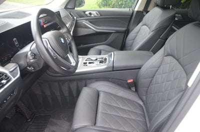 2025 BMW X7 xDrive40i (MSRP $90,600)