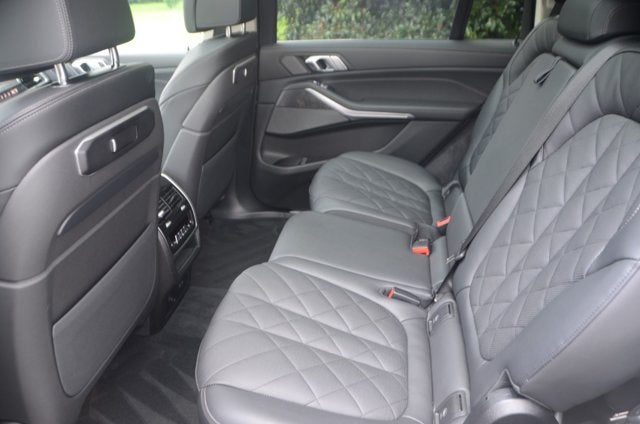 2025 BMW X7 xDrive40i (MSRP $90,600)