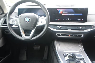 2025 BMW X7 xDrive40i (MSRP $90,600)