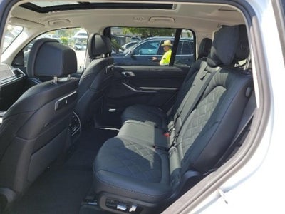 2025 BMW X7 xDrive40i (MSRP $90,600)