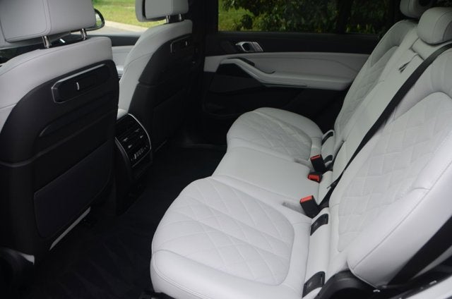 2026 BMW X7 xDrive40i M-Sport (MSRP $96,950)