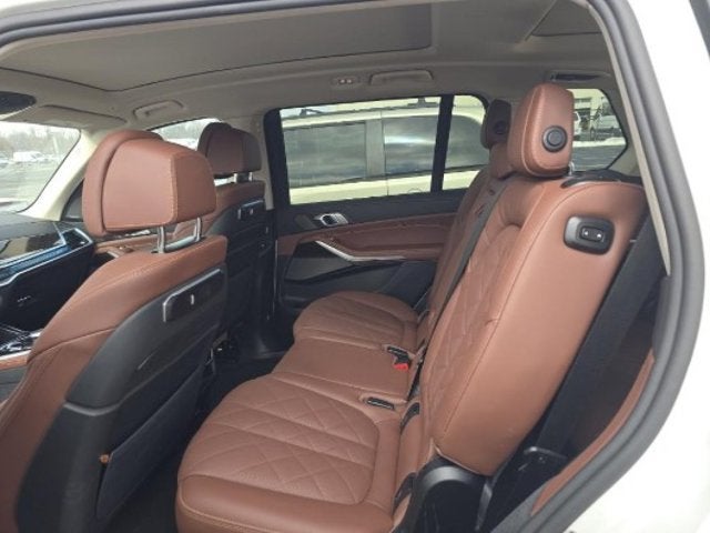 2026 BMW X7 xDrive40i (MSRP $92,700)