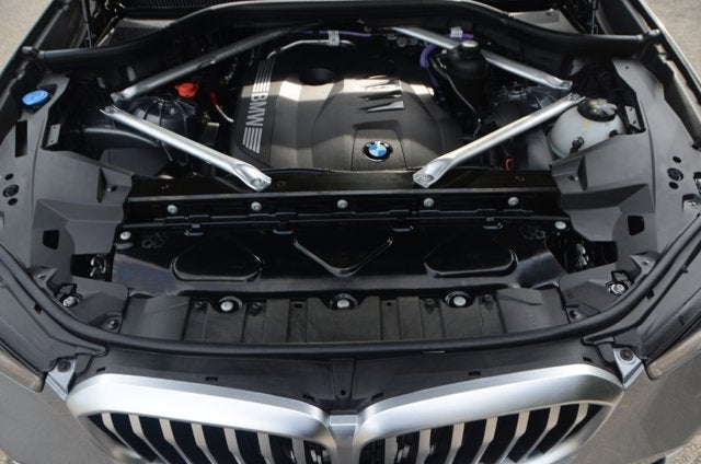 2024 BMW X5 xDrive40i (MSRP $75,095)