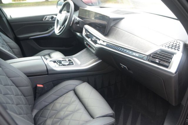 2025 BMW X5 xDrive40i (MSRP $74,725)