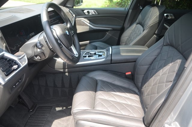 2026 BMW X5 xDrive40i (MSRP $77,700)