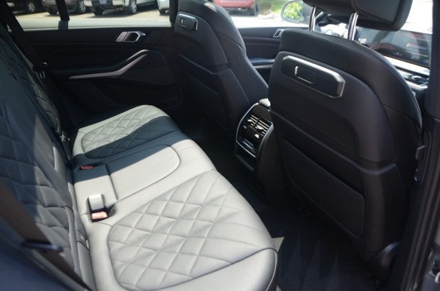 2026 BMW X5 xDrive40i (MSRP $77,700)