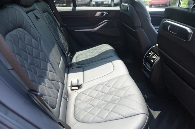 2026 BMW X5 xDrive40i (MSRP $77,700)