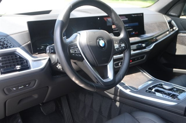 2026 BMW X5 xDrive40i (MSRP $77,700)
