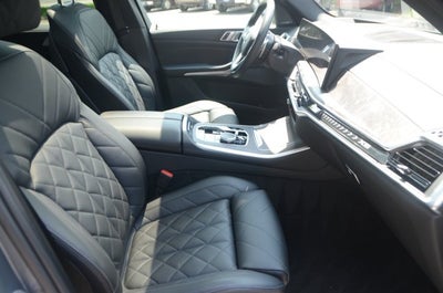 2026 BMW X5 xDrive40i (MSRP $77,700)