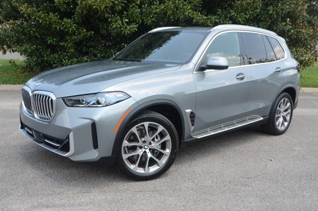 2026 BMW X5 xDrive40i (MSRP $77,700)