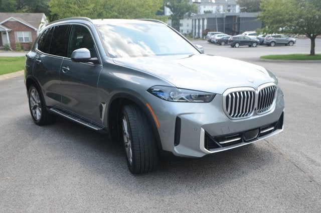 2026 BMW X5 xDrive40i (MSRP $77,700)