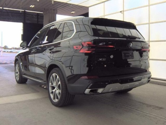2026 BMW X5 xDrive40i (MSRP $77,000)