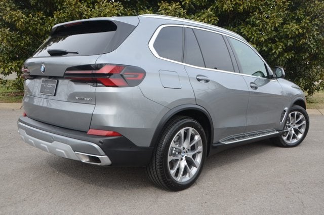 2026 BMW X5 xDrive40i (MSRP $75,700)
