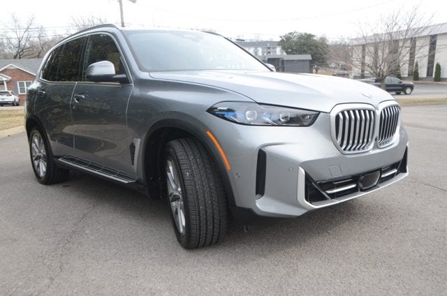 2026 BMW X5 xDrive40i (MSRP $75,700)