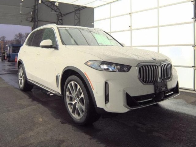 2025 BMW X5 xDrive40i (MSRP $74,075)