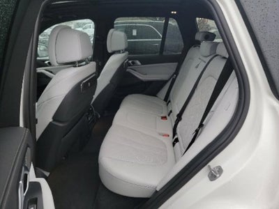 2025 BMW X5 xDrive40i (MSRP $74,075)