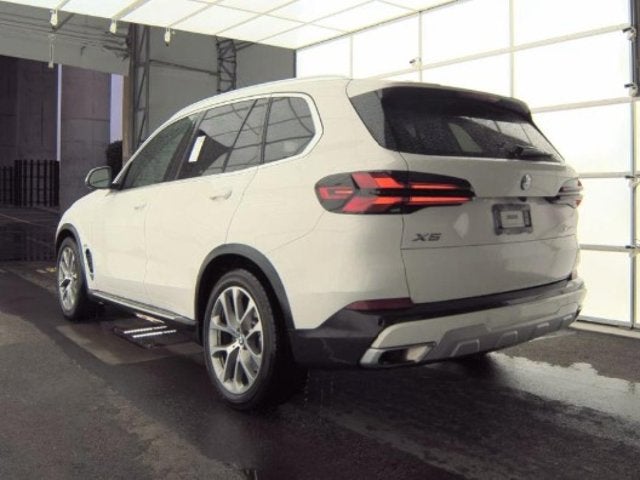 2025 BMW X5 xDrive40i (MSRP $74,075)