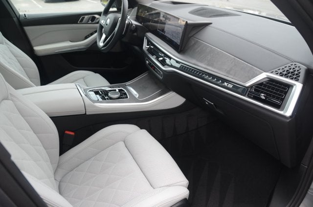 2026 BMW X5 xDrive40i (MSRP $76,800)