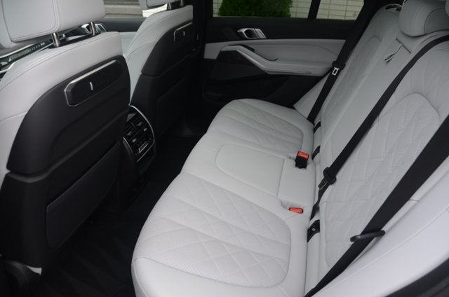 2026 BMW X5 xDrive40i (MSRP $76,800)