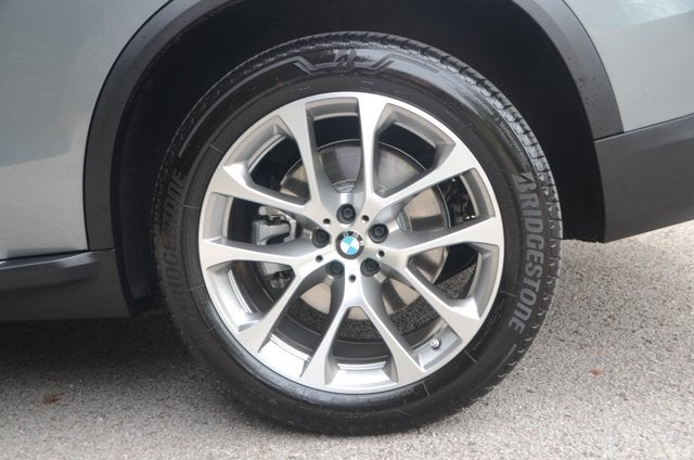 2026 BMW X5 xDrive40i (MSRP $76,800)