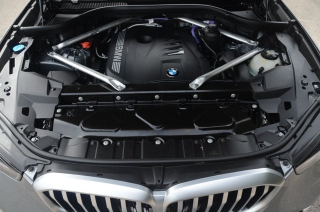 2026 BMW X5 xDrive40i (MSRP $76,800)