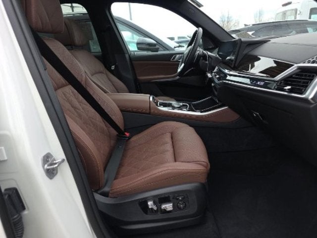 2026 BMW X5 xDrive40i (MSRP $76,800)