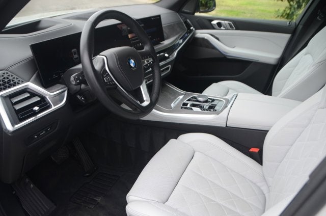 2026 BMW X5 xDrive40i (MSRP $76,150)
