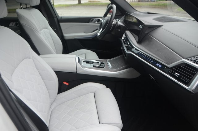2026 BMW X5 xDrive40i (MSRP $76,800)