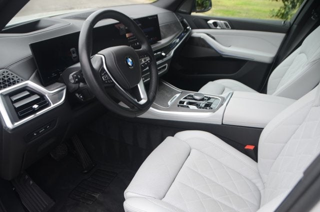 2026 BMW X5 xDrive40i (MSRP $76,800)