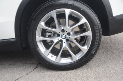2026 BMW X5 xDrive40i (MSRP $76,800)