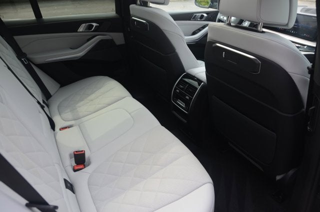 2025 BMW X5 xDrive40i (MSRP $74,725)