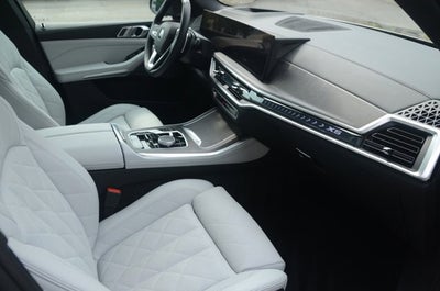 2025 BMW X5 xDrive40i (MSRP $74,725)