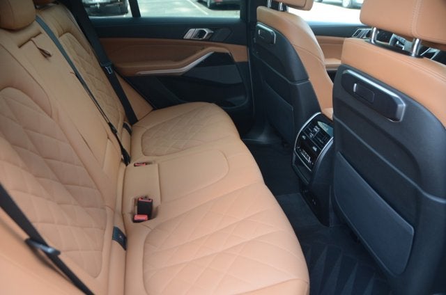 2025 BMW X5 xDrive40i (MSRP $74,075)