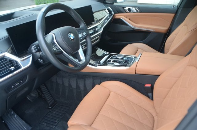 2025 BMW X5 xDrive40i (MSRP $74,075)