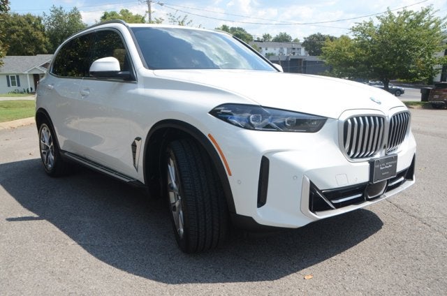 2025 BMW X5 xDrive40i (MSRP $74,075)