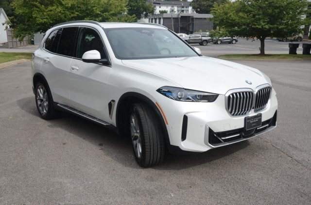 2026 BMW X5 xDrive40i (MSRP $77,050)