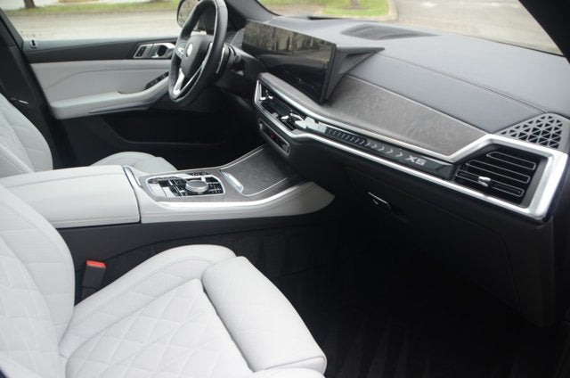 2026 BMW X5 xDrive40i (MSRP $76,800)