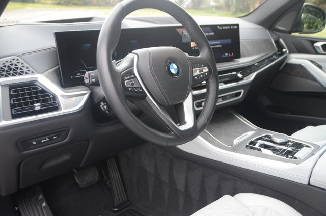 2026 BMW X5 xDrive40i (MSRP $76,800)